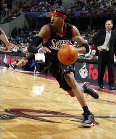 独行侠战76人：一场备受期待的篮球盛宴即将上演（独行侠对阵76人：万众瞩目的巅峰对决即将打响）