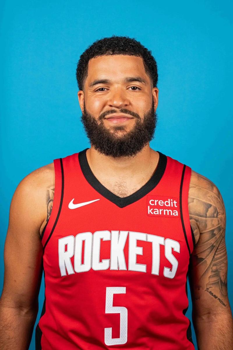 被三杀！解说：是马刺太厉害还是大家把雷霆想得太厉害了？（惨遭三杀！解说质疑：马刺太强还是雷霆被高估？）