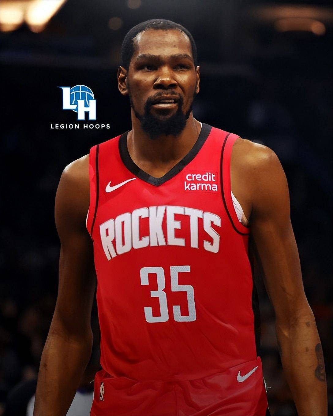 岁月如梭！还记得当年切尔西与曼联比赛，著名的球迷...（光阴荏苒：你还记得那场切尔西对曼联的经典之战和那位传奇球迷吗）