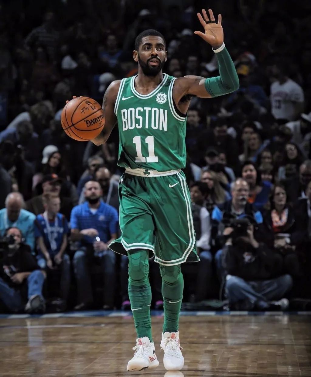 格策：很期待对阵巴萨，我们必须拿出百分之百的状态（格策：盼与巴萨过招，我们必须以百分百状态应战）