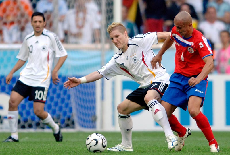 106比93击败广东队 山西男篮取得俱乐部杯两连胜（山西男篮106-93力克广东队 俱乐部杯豪取两连胜）