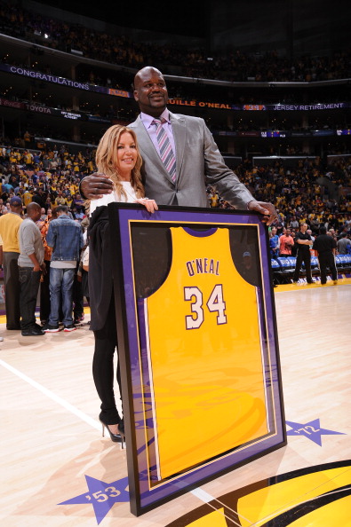 斯基拉：目前尤文从未考虑出售戴维，俱乐部依然对他充满信心（斯基拉：尤文至今无意放走戴维，俱乐部对他信心不减）