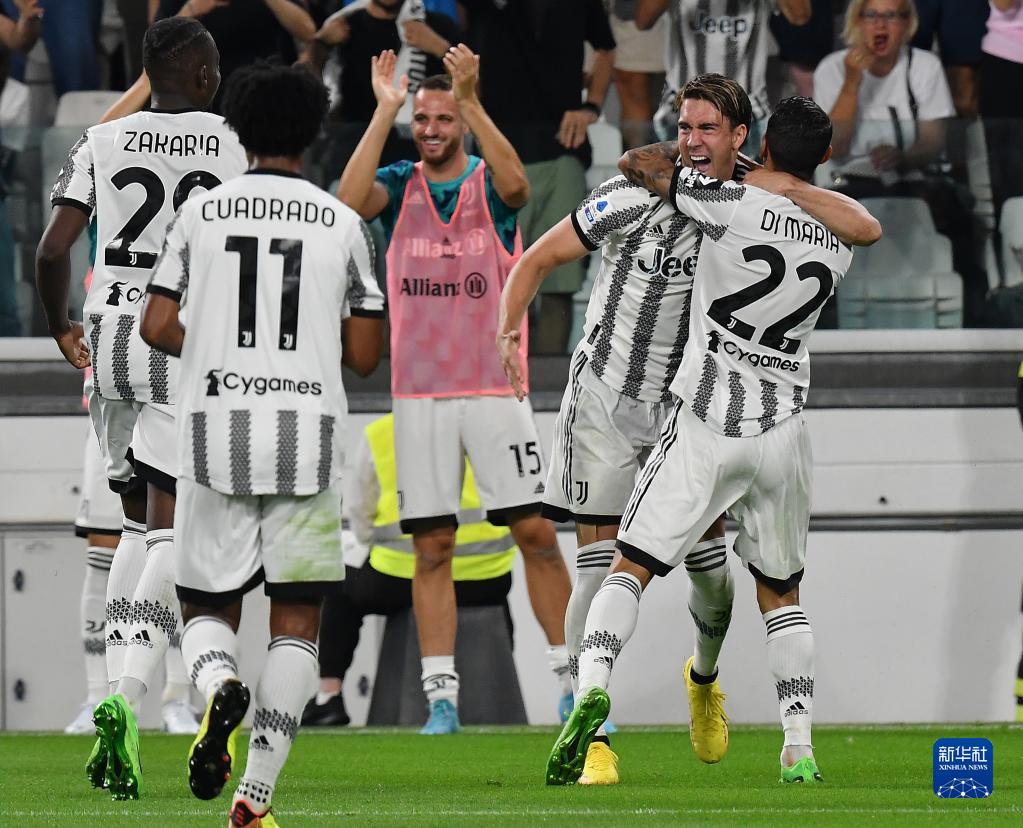 阿莱格里：防守是全队的事，要想赢得比赛就必须弄脏裤子（阿莱格里：防守需全员参与，想赢球就得不怕弄脏球衣）