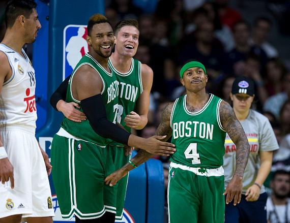 唐斯：今晚球队的身体对抗性很强 这是我们能赢球的关键（唐斯：球队今晚对抗强度十足，这是取胜的关键）