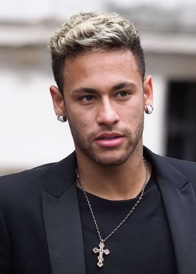 意媒：国米将贝尔纳韦视为未来中场引援人选，已派球探考察（意媒称国米将贝尔纳韦列为未来中场引援目标，球探已考察）