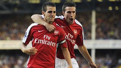 欧冠半场：詹姆斯助攻佩德罗破门，切尔西暂1-0亚特兰大（欧冠中场战报：詹姆斯送助攻佩德罗建功，切尔西暂以1-0领先亚特兰大）