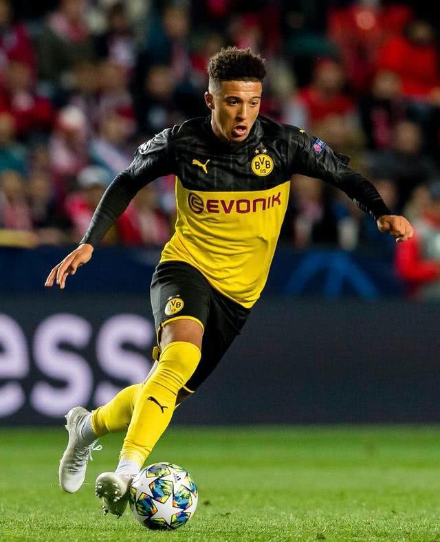 拉菲尼亚伤愈归来，巴萨精神领袖再现！他的价值远不止进球数据（拉菲尼亚伤愈复出，巴萨精神支柱归位：他的价值远不止进球）