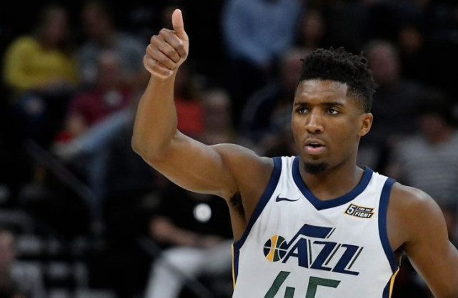 东契奇+詹姆斯，不防守兄弟？（东契奇携手詹姆斯：防守能否过关？）