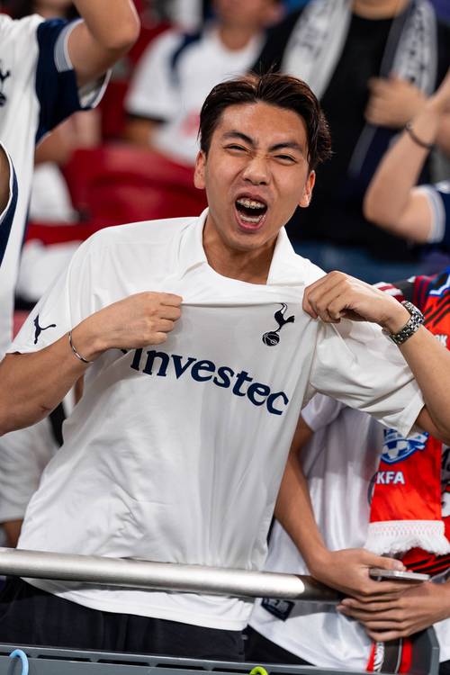 铜梁龙选帅举棋不定！张外龙或绝迹中超江湖，谢晖带队一年游？刘建业或逆袭（铜梁龙主帅抉择摇摆：张外龙或告别中超，谢晖恐成“一年游”，刘建业有望逆袭上位）