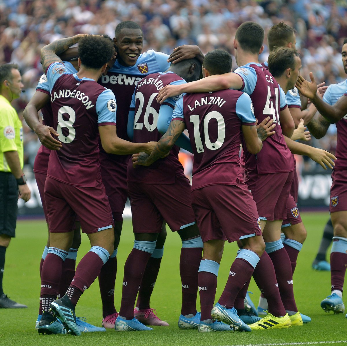 欧文连续突破创造机会（欧文连续强突制造良机）