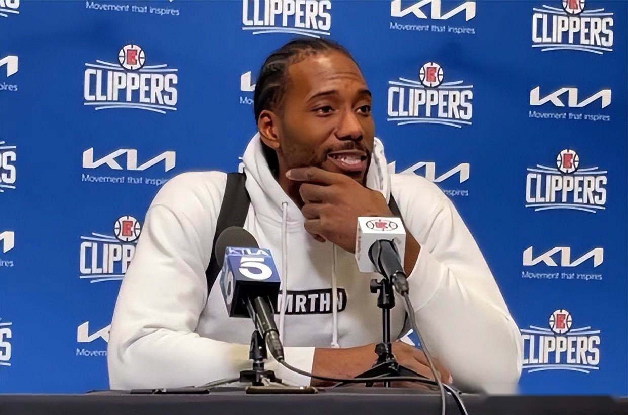 记者：费内巴切有意在冬窗引进罗马前锋多夫比克（记者曝费内巴切盯上罗马前锋多夫比克，计划冬窗引进）