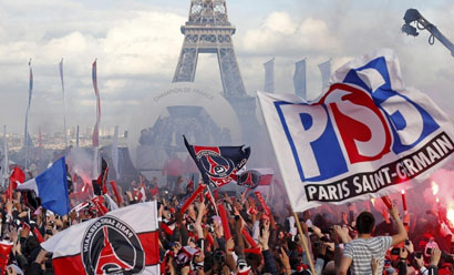 浓眉&弗拉格首节合计12中11，独行侠单节狂轰41分（浓眉与弗拉格首节合计12投11中，独行侠单节轰下41分）